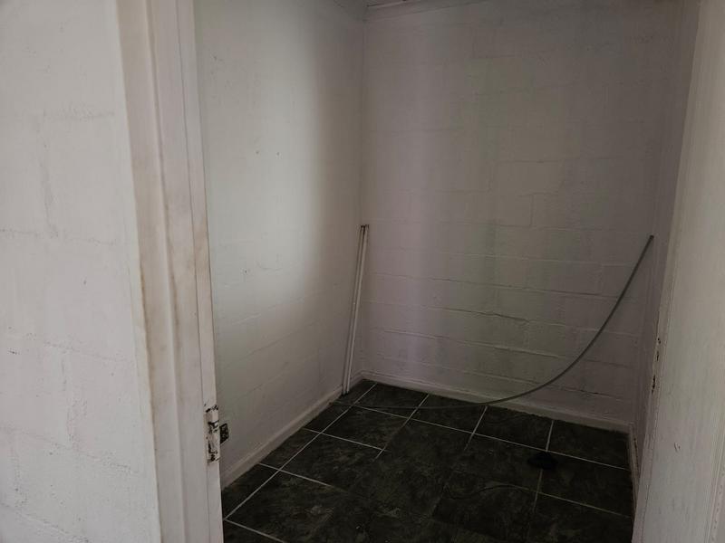 To Let commercial Property for Rent in Parow Western Cape